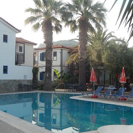 Anaxos Gardens Aparthotel Екстериор снимка