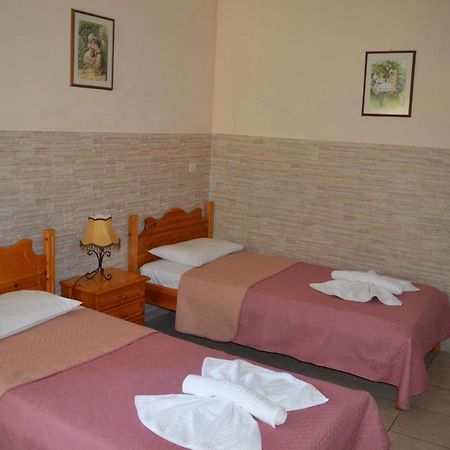 Anaxos Gardens Aparthotel Екстериор снимка