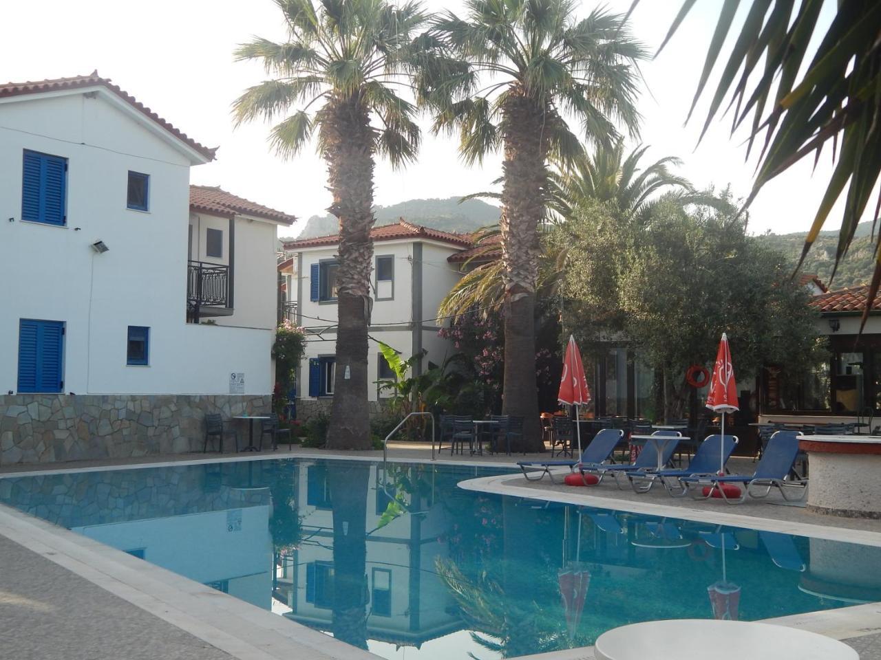 Anaxos Gardens Aparthotel Екстериор снимка