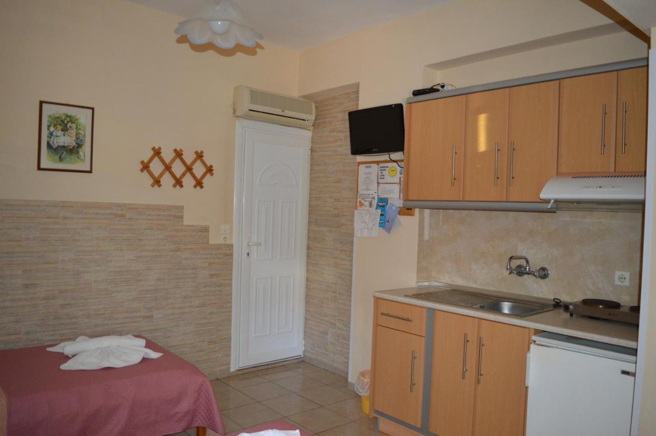 Anaxos Gardens Aparthotel Екстериор снимка